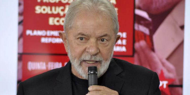 Lula pede ao STF suspensão de julgamento do caso do triplex marcado para esta terça