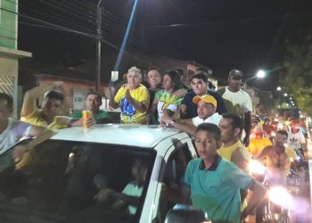 ARARI / MA – RUI FILHO GANHA A PREFEITURA PELA TERCEIRA VEZ E COMEMORA EM CARREATA