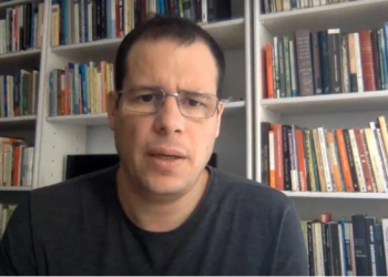 Colunista da Folha pede prisão para Bolsonaro