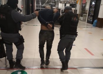 São Luís/MA – Ladrão cai de forro ao tentar roubar loja em shopping