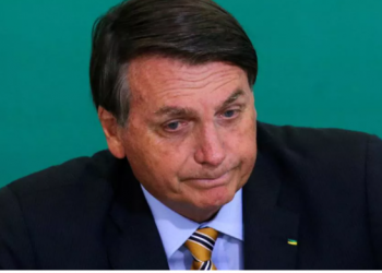 Em apenas duas semanas, aprovação a Bolsonaro recua 6 pontos