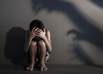 Maranhãozinho/MA – Um homem, cuja identidade não foi divulgada, foi preso acusado de estuprar e engravidar a própria filha de 13 anos