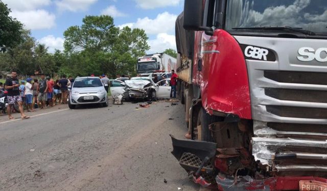 Alto Alegre/MA – Grave acidente na BR-135 deixa quatro mortos e uma criança em estado grave