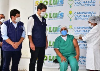 São Luís/MA – Prefeito Eduardo Braide acompanha início da vacinação contra a Covid