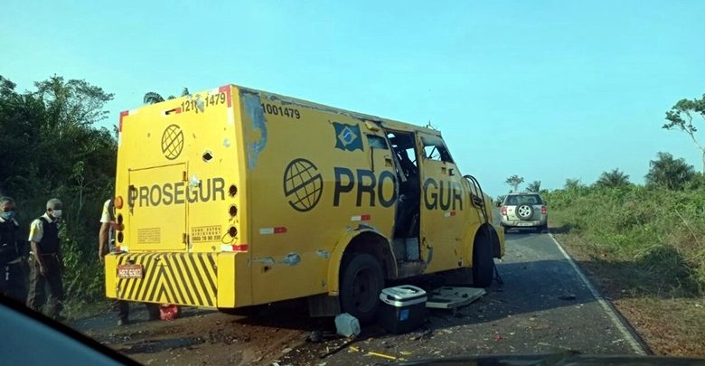 Amapá do Maranhão/MA – Armados com fuzis, homens assaltam carro-forte na MA-206