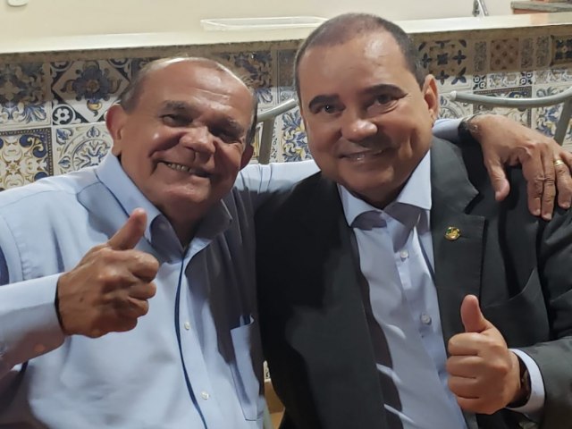BRASÍLIA/DF – CHIQUINHO ESCÓRCIO RECEBE PRESIDENTE DO PL-TO E EQUIPE EM BRASÍLIA