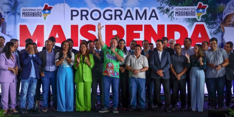 São Luís/MA – Brandão entrega kits do Mais Renda para garantir oportunidade a mais 200 microempreendedores do Maranhão