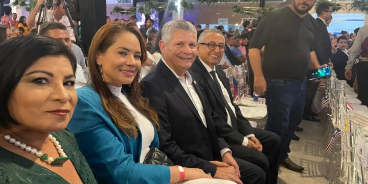 IMPERATRIZ /MA – O Prefeito de Icatu Walace marca presença na posse do novo secretariado de Brandão.