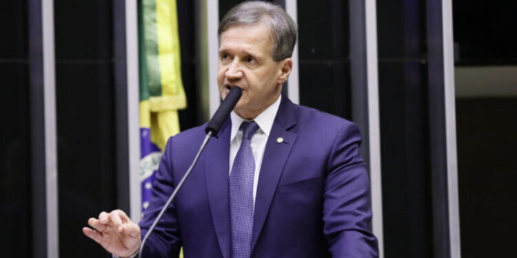 MARANHÃO – Sem força, Aluísio Mendes tenta se reinventar para “sobreviver” e não se “aposentar