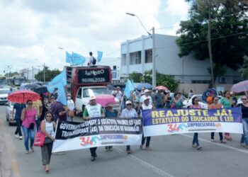 São Luís/MA – Tribunal de Justiça dá prazo de 24 horas para Sinproesemma encerrar greve dos professores