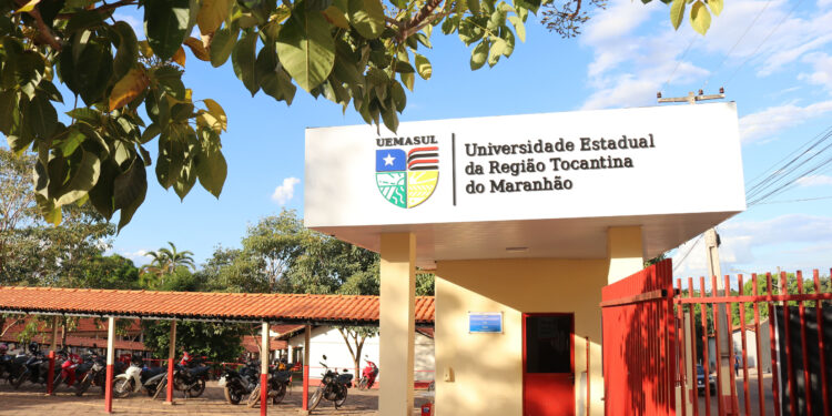 SÃO LUÍS/MA – UEMASUL abre processo seletivo para contratação de professor para o campus Açailândia