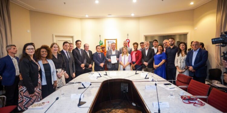 SÃO LUÍS/MA – Governador Brandão cria comitê interinstitucional e destaca ações para cultura de paz no ambiente escolar