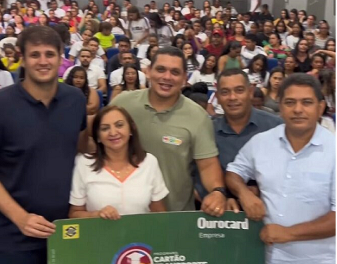 São Luís/MA – Prefeitura de Colinas e Governo do Maranhão fazem entrega do Cartão Transporte Universitário