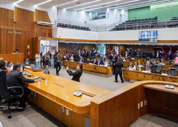 São Luís/MA – Aprovada MP que reajusta salários de professores contratados da Educação Básica