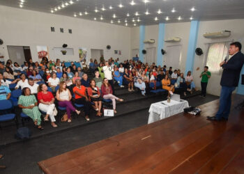 São Luís/MA – Governo reúne com gestores dos Centros Educa Mais e apresenta metas da educação para 2023