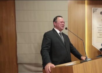 SÃO LUÍS/MA – Governador Carlos Brandão diz que é cedo para falar de eleição de prefeito : “Esse é o ano da gestão”