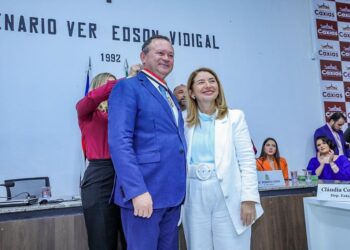 São Luís/MA – Assembleia homenageia Carlos Brandão com Medalha do Mérito “Manuel Beckman”