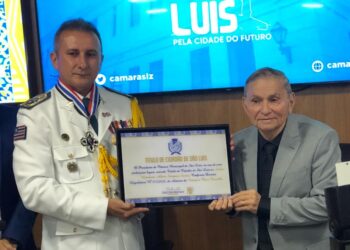 São Luís/MA – Em homenagem proposta pelo vereador Chico Carvalho, Coronel Aldrim recebe título de cidadão ludovicense.