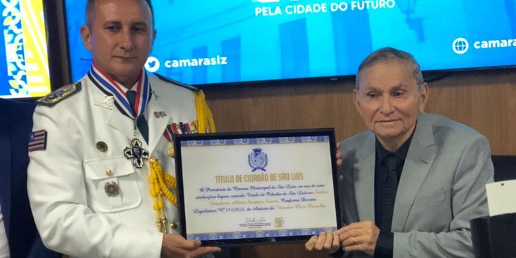 São Luís/MA – Em homenagem proposta pelo vereador Chico Carvalho, Coronel Aldrim recebe título de cidadão ludovicense.