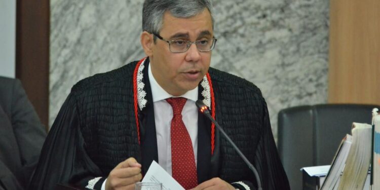 São Luís/MA – Presidente do TJMA dá 15 dias para que OAB/MA e Flávio Costa, se manifestem quanto a impugnação de candidatura para vaga de desembargador