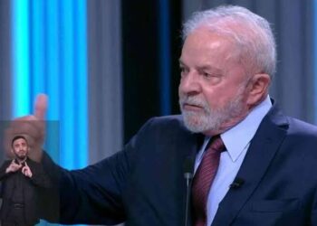 Lula volta a exigir vistos para turistas dos EUA, Austrália, Canadá e Japão