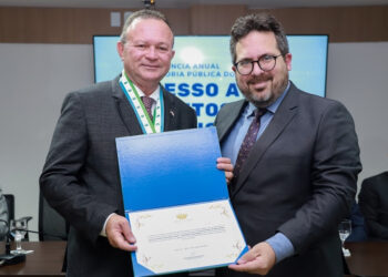 São Luís/MA – Governador Brandão recebe Medalha Liberdade em reconhecimento ao seu compromisso com a Defensoria Pública