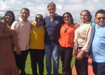 URBANO SANTOS /MA- Vereadora Idalina Espindola prestigia homenagem dos 94 anos do aniversario da cidade ao lado de Brandão, Iracema Vale e o prefeito Clemilton.