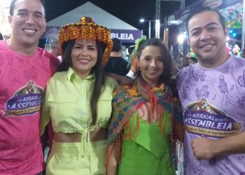 ARRAIAL DA ALEMA / Dr. Ricardo Barbosa marca presença com familiares e elogia o evento junino.