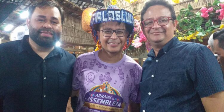 FESTANÇA DE SÃO JOÃO NO ARRAIAL DA ALEMA / Ex-diretor do Hospital Aquiles Lisbôa Dr. Raul prestigia o Evento Junino.