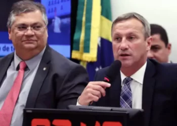 Brasília – Deputados Bolsonaristas querem projeto de anistia. Dino retruca.