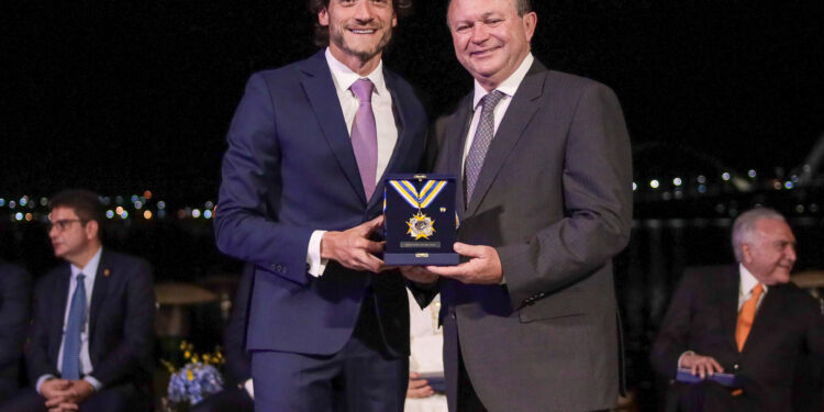 São Luís/MA – Governador Brandão é agraciado com Medalha “40 anos Anape” pela valorização do trabalho dos procuradores