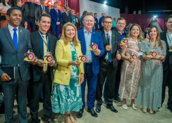 Iracema reitera compromisso com congregações cristãs durante Convenção de Pastores da Assembleia de Deus em Balsas