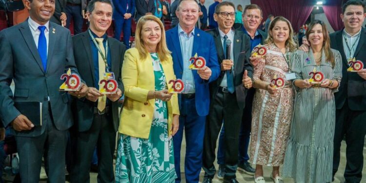 Iracema reitera compromisso com congregações cristãs durante Convenção de Pastores da Assembleia de Deus em Balsas