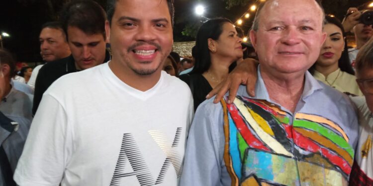 PINHEIRO /MA- Ao lado de Brandão o prefeito Luciano Genésio vistoria obras, entrega viaturas para a segurança e abre a Programação do “Maior São João do Mundo”.