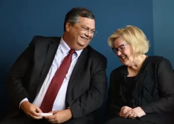 Brasília – Flávio Dino diz não pensar em vaga no STF