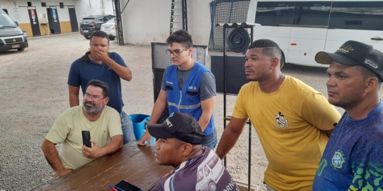 São Luís/MA – MOB realiza ação para conscientizar operadores do transporte alternativo