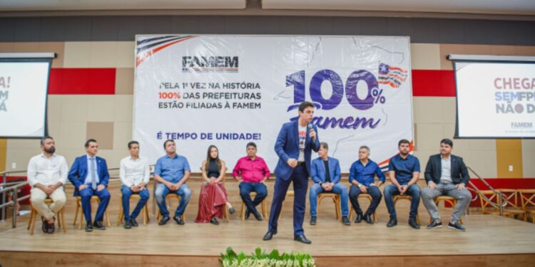 GRANDE ILHA / MA – Prefeito de Cedral Fernando Cuba reuniu forças no evento da FAMEM.