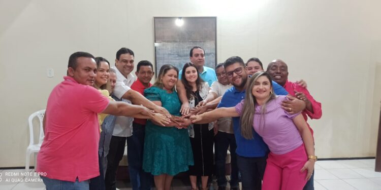 PERITORÓ / MA – Joana da Amovelar destaca potencial se lança como pré-candidata à prefeita e reúne o maior grupo político da história do município.