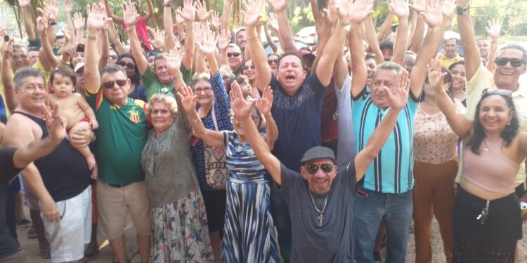 NA GRANDE ILHA/ MA – Aniversário Tríplese com a vereadora Eidimar Gomes e os filhos Gomes e Edson Gomes.