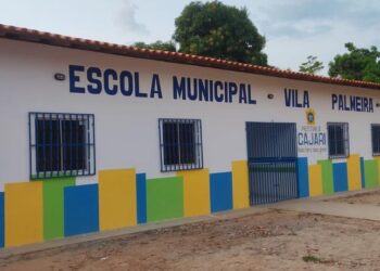 Cajari/MA – Mesmo com a escola pronta, crianças têm aula em salas improvisadas e sem bebedouro
