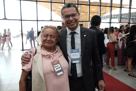 São Luís/MA – Carlos Lula propõe algo prático para mais mulheres na política