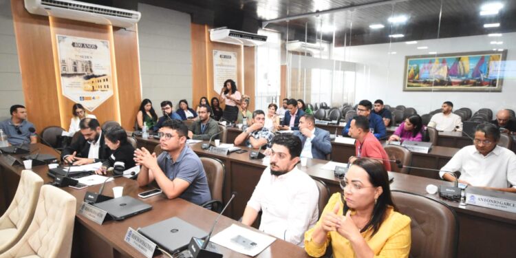 São Luís/MA – Audiência pública na Câmara discute LDO 2024; proposta da prefeitura é de R$ 4,9 bilhões Audiência pública na Câmara discute LDO 2024; proposta da prefeitura é de R$ 4,9 bilhões