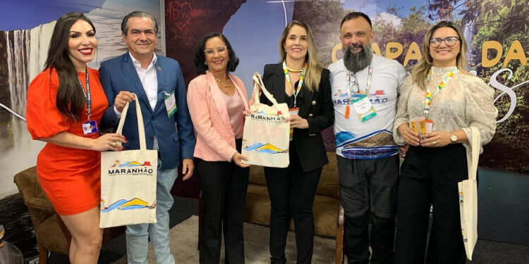 São Luís/MA – Estande da Setur-MA divulgou destinos turísticos, ofertou serviços e proporcionou experiências na feira multissetorial que encerrou no último sábado (23).