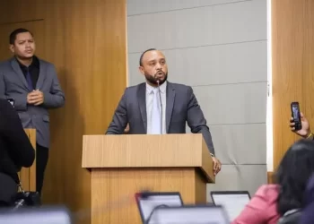 São Luís/MA – Vereador Beto Castro confirma assinaturas para CPI e denuncia contratos milionários