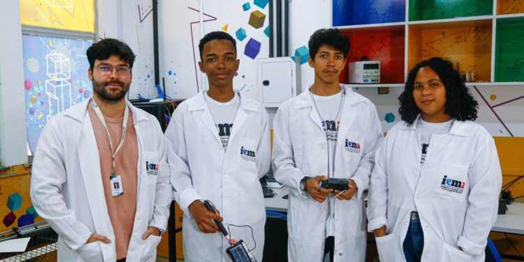 São Luís/MA – Bacanga desenvolvem projeto AmazôniaSafe, que usa tecnologia para detectar incêndios florestais na região amazônica