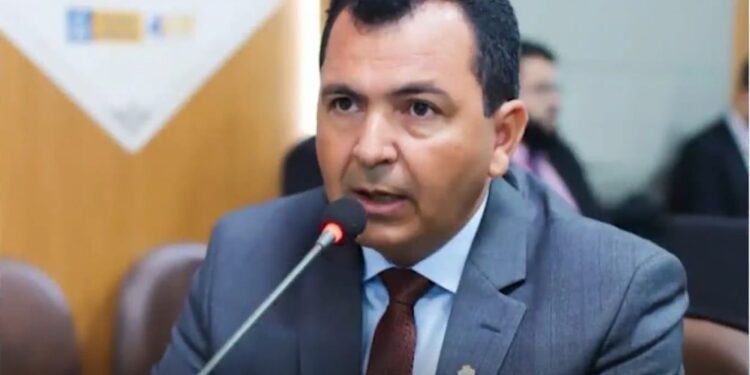 SÃO LUÍS/MA – Bandidos invadem casa do vereador Domingos Paz, fazem ameaças e roubam objetos