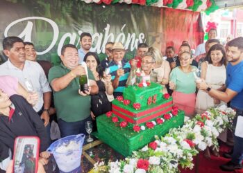 BURITI DE INÁCIA VAZ /MA- Prefeito Arnaldo Cardoso Celebra os 85 anos do Município com inaugurações, Festa e Ação Social.
