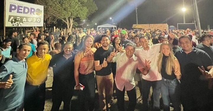 PIRAPEMAS / MA – Grupo Político de Mateus da Amovelar demonstra força em ato de oposição com grande participação popular.