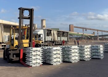 São Luís/MA – Porto do Itaqui retoma exportação de alumínio após dez anos, consolidando-se como hub logístico