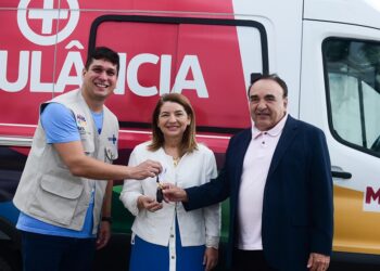 Barreirinhas/MA – Governo entrega ambulância com suporte avançado